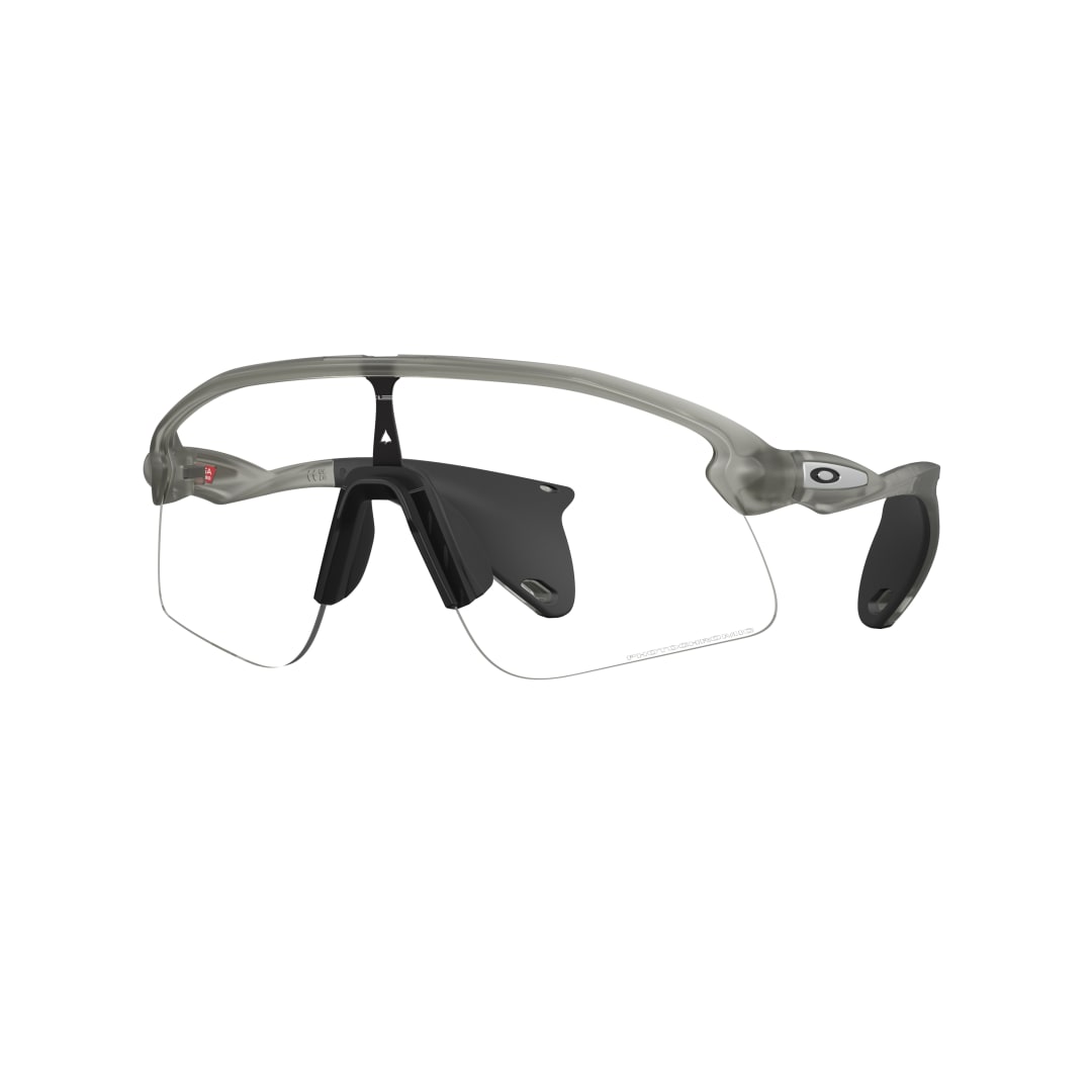 oakley-0oo9518 Tinta Gris Mate - Transparente a negro iridium fotocromático