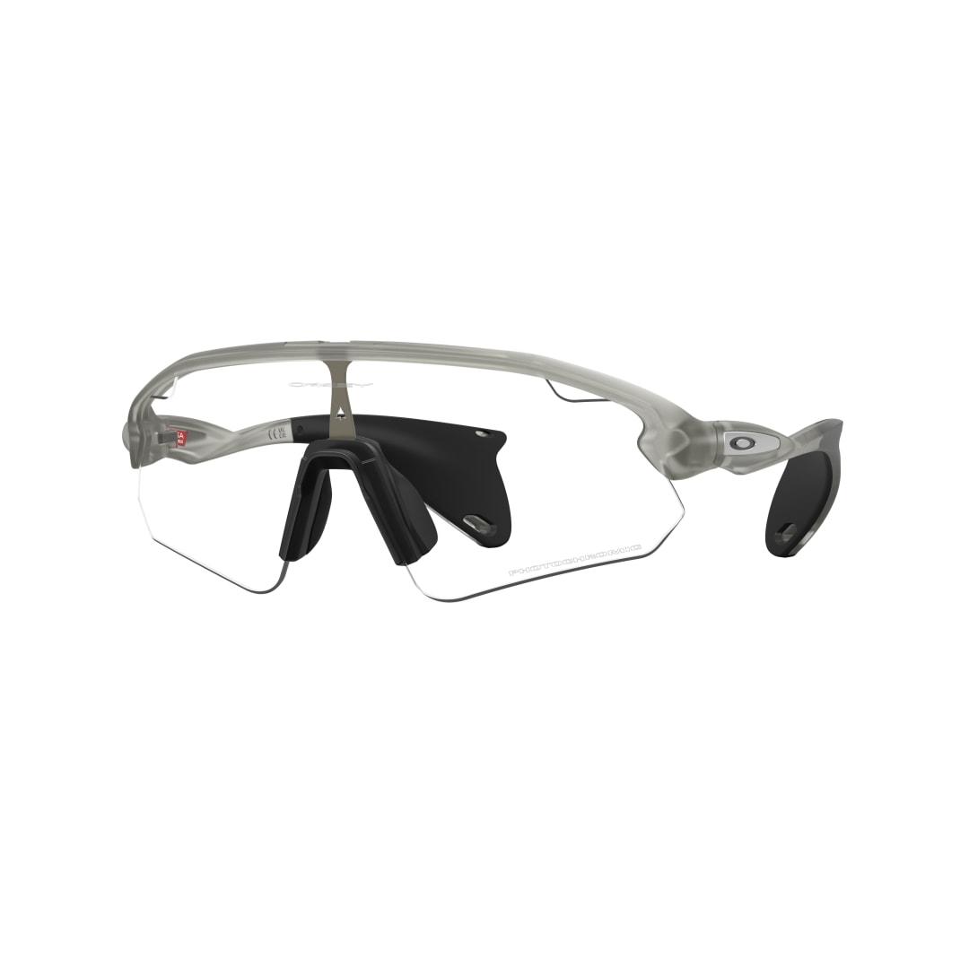 oakley-0oo9525 Tinta Gris Mate - Transparente a negro iridium fotocromático